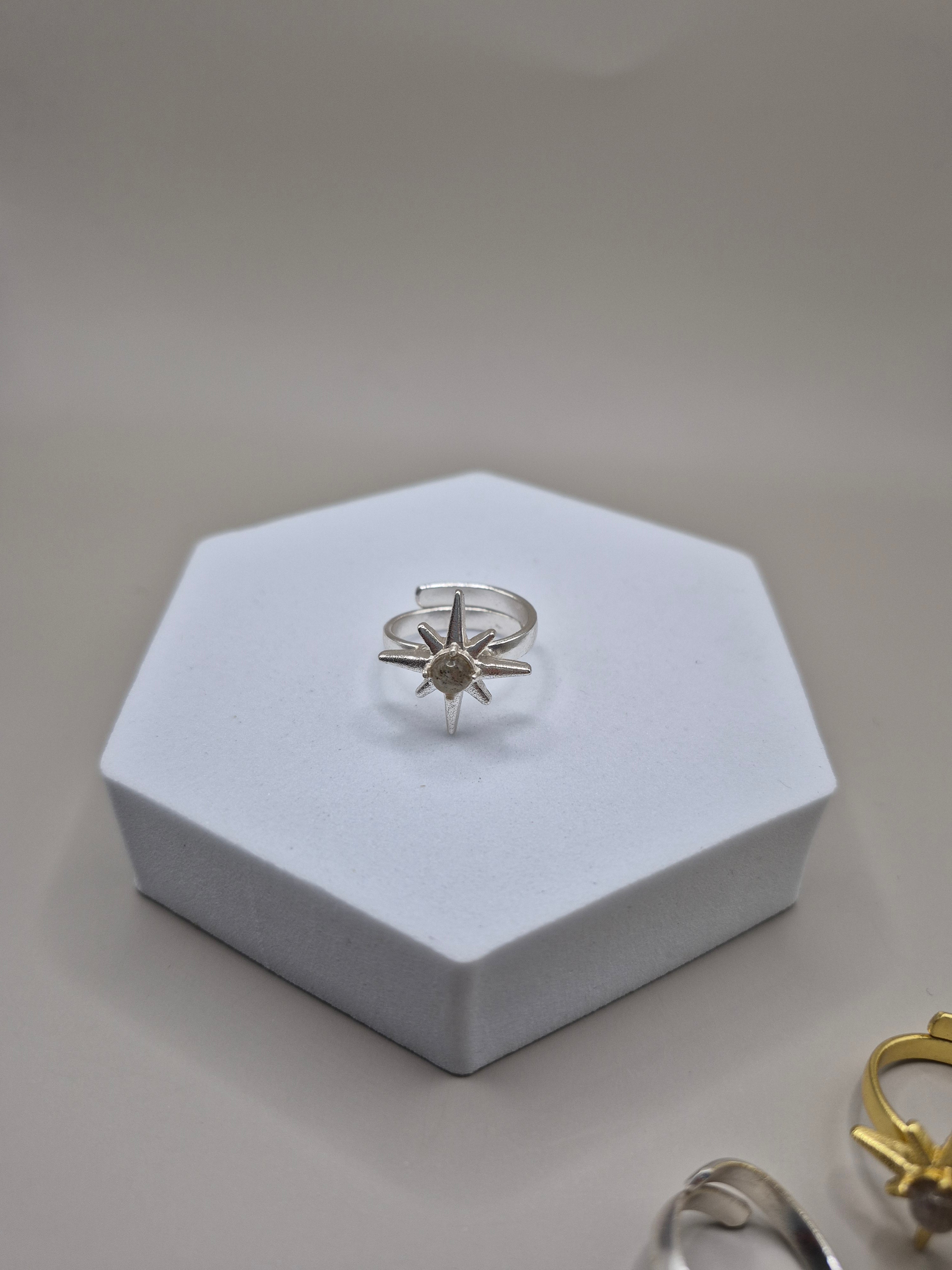 star ring