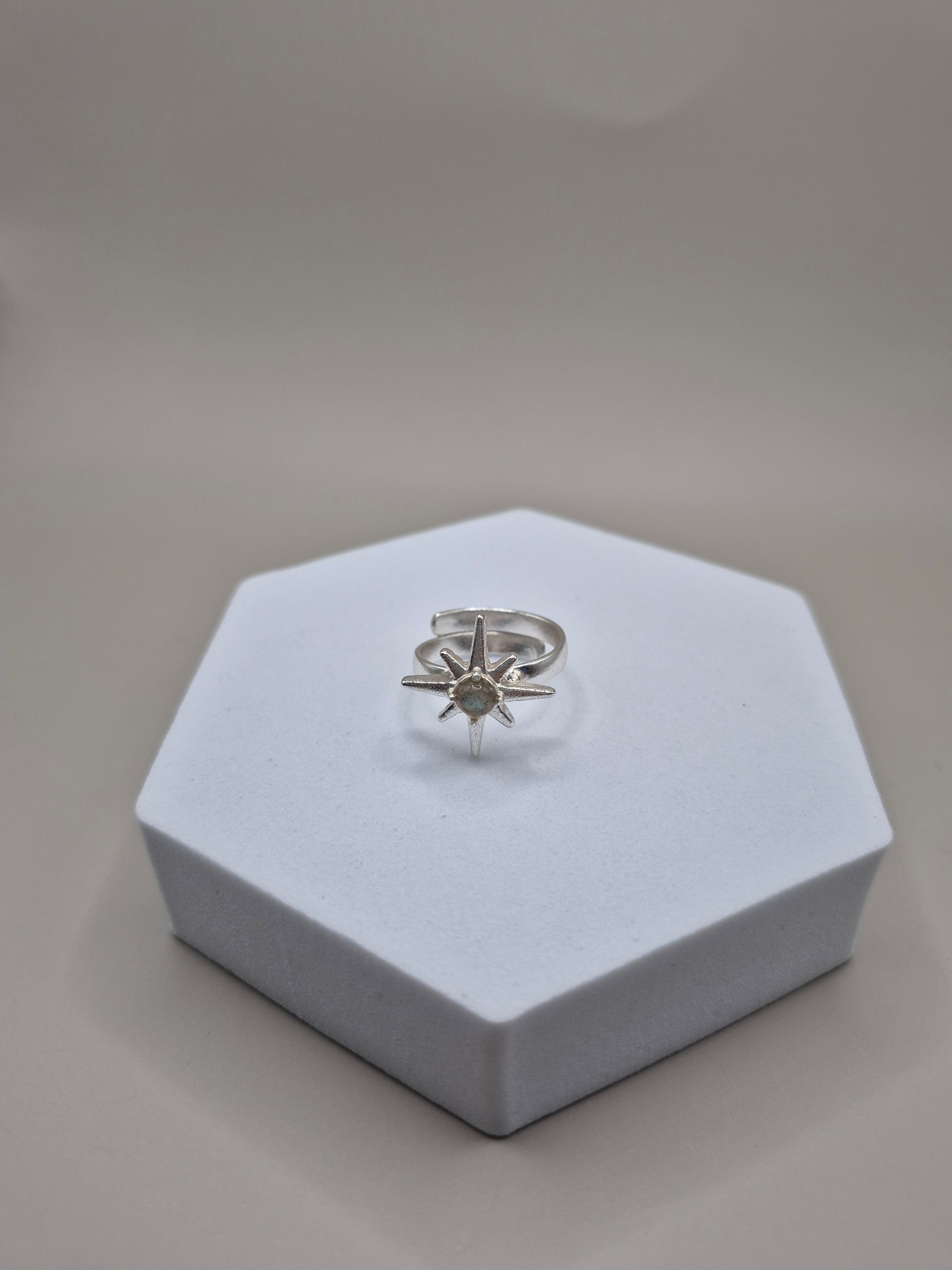 star ring