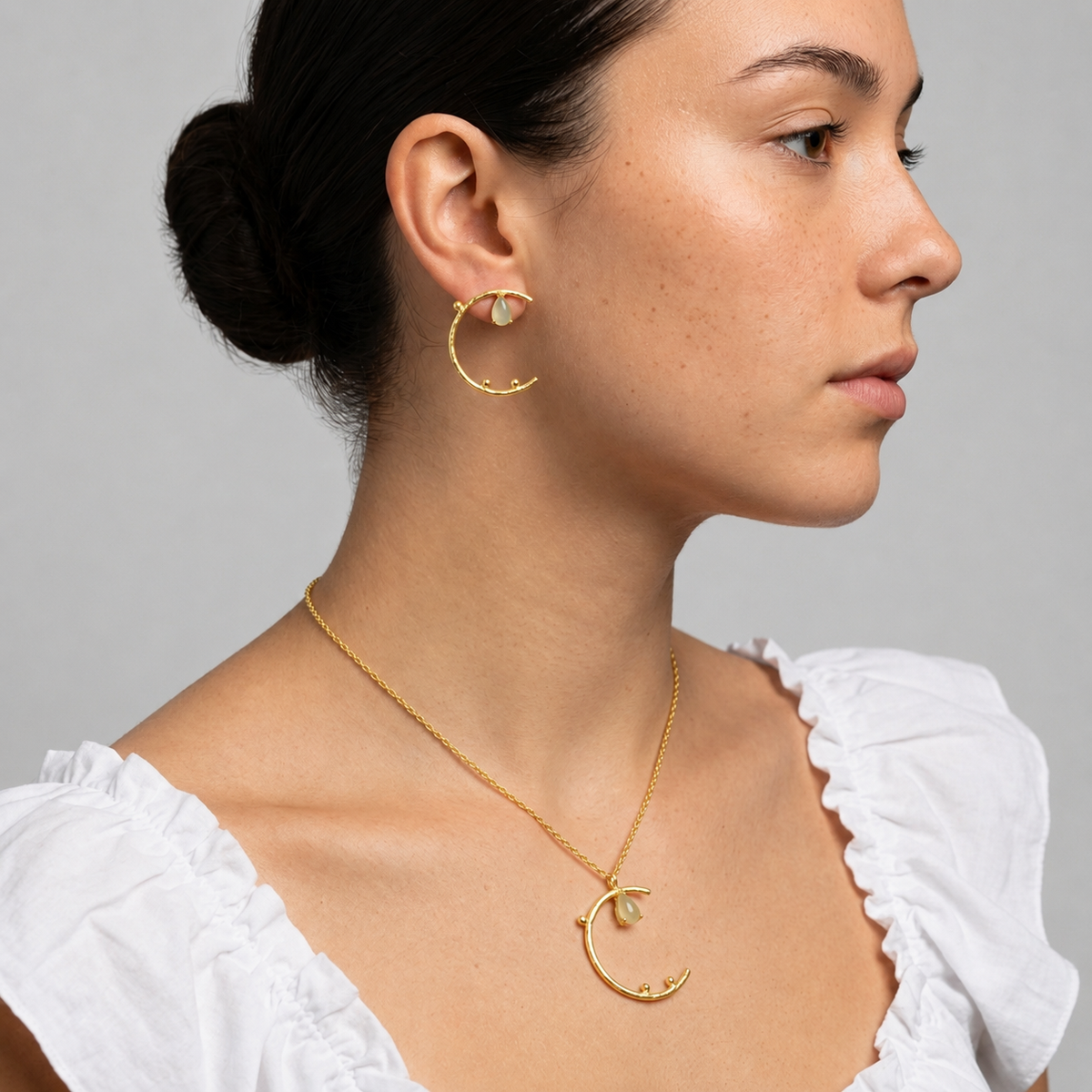 Moon Shaped Gemstone Necklace Set