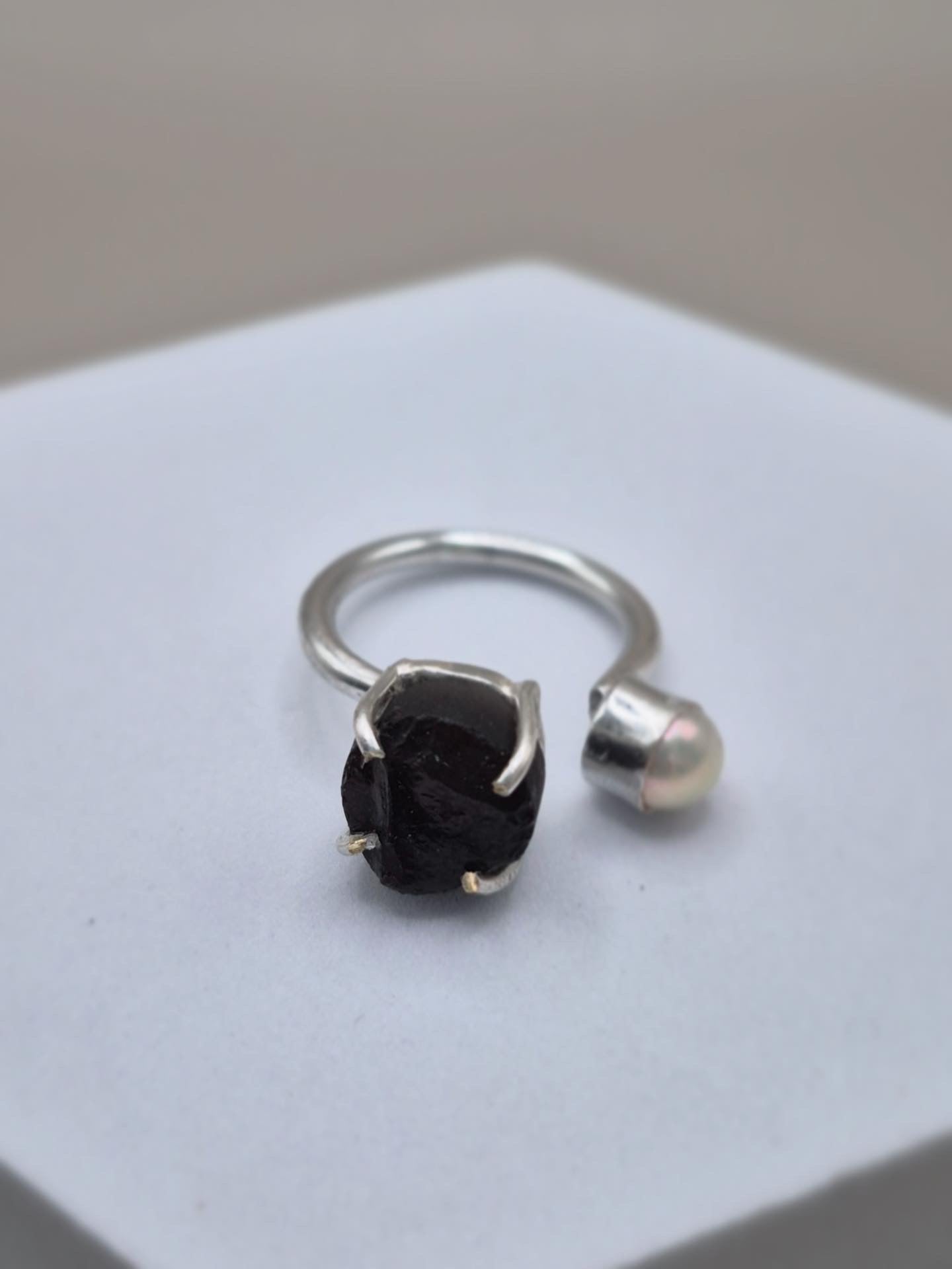 Gemstone X pearl Ring