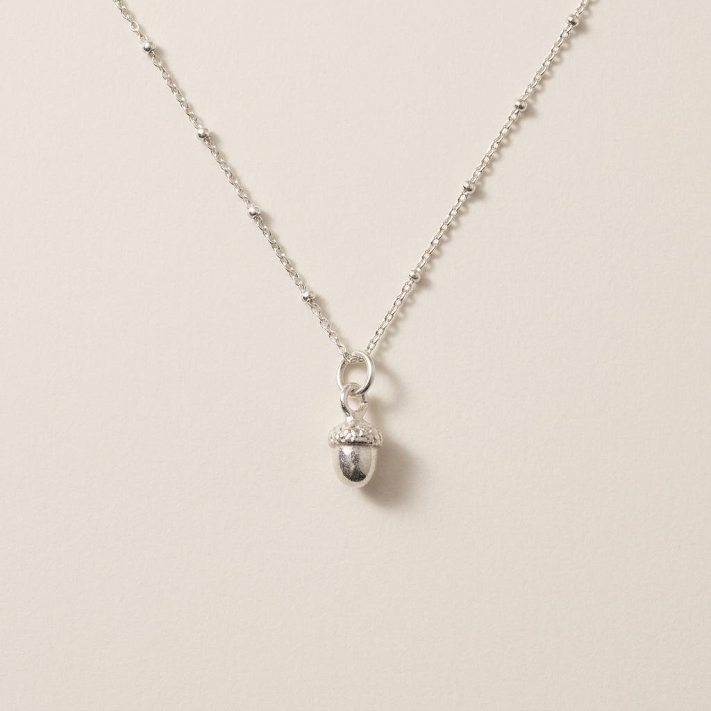 Acorn Necklace, Gold Acorn Charm, Silver Acorn Pendant, Dainty Autumn Necklace, Woodland Nature Jewellery, Fall Gift for Her