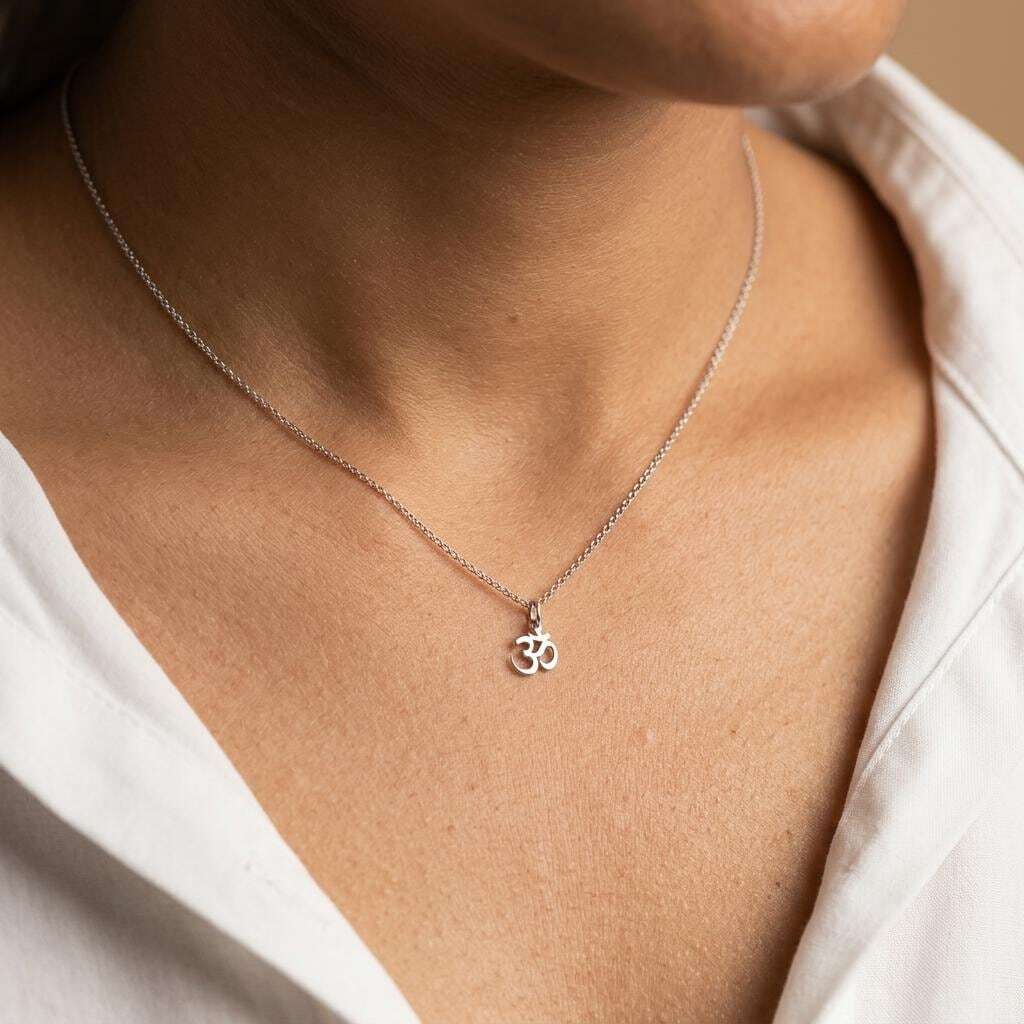 Sterling Silver Om Pendant, Sanskrit Aum Chain Pendant Necklace, Dainty Om Necklace, Yoga Jewellery